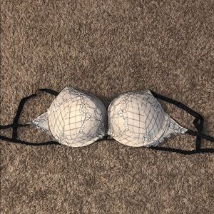 VS bombshell bra